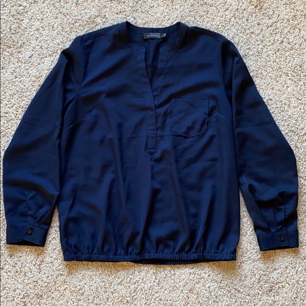 NWOT Women’s Limited Navy Blue Blouse Size Large